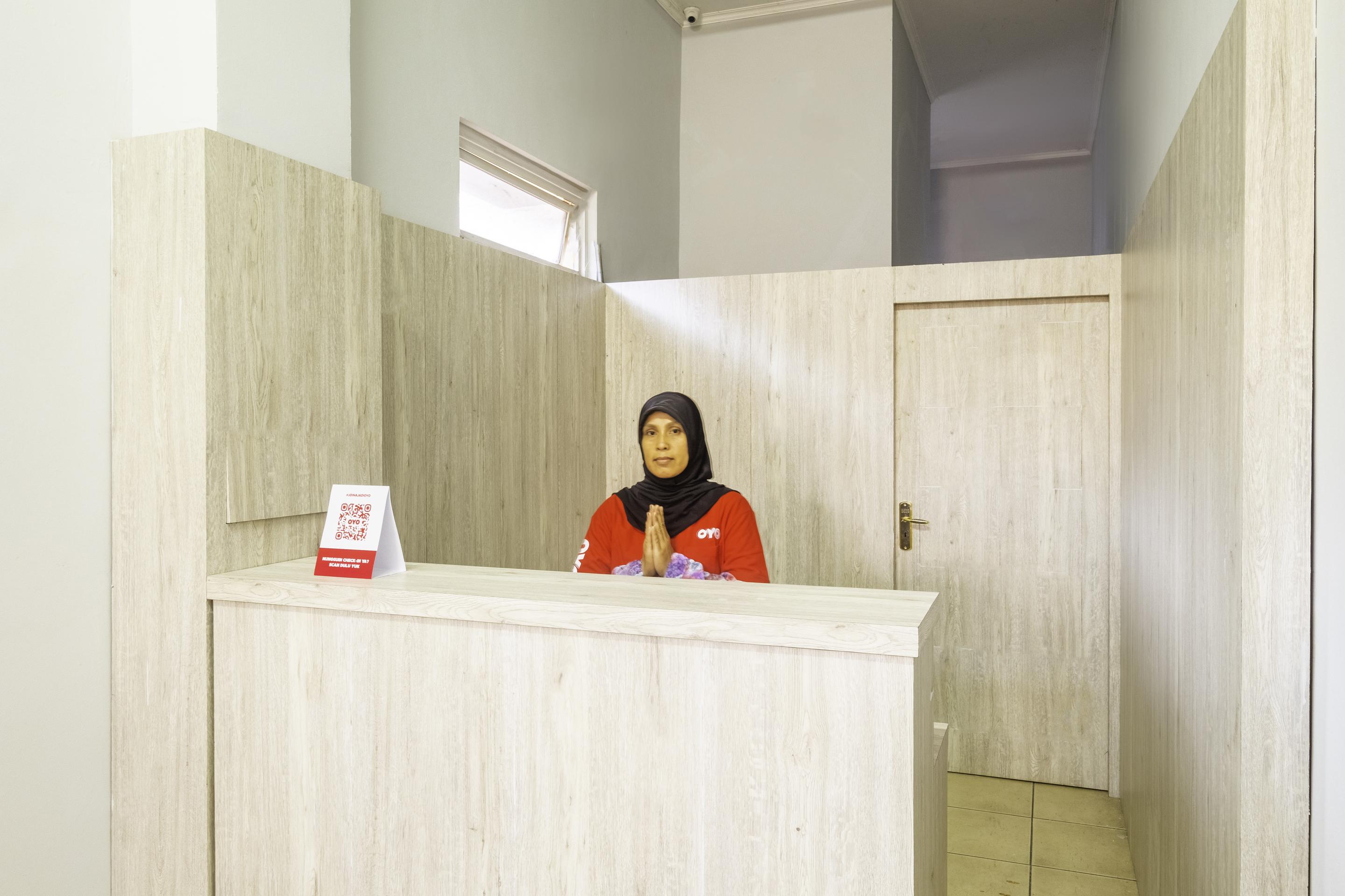 Karins Guesthouse Syariah Redpartner Bandung Ngoại thất bức ảnh