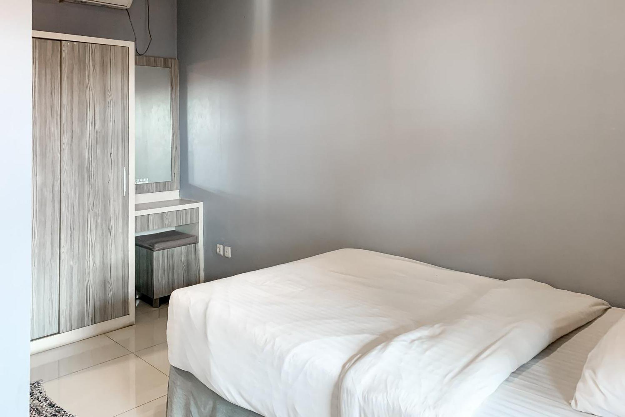 Karins Guesthouse Syariah Redpartner Bandung Ngoại thất bức ảnh