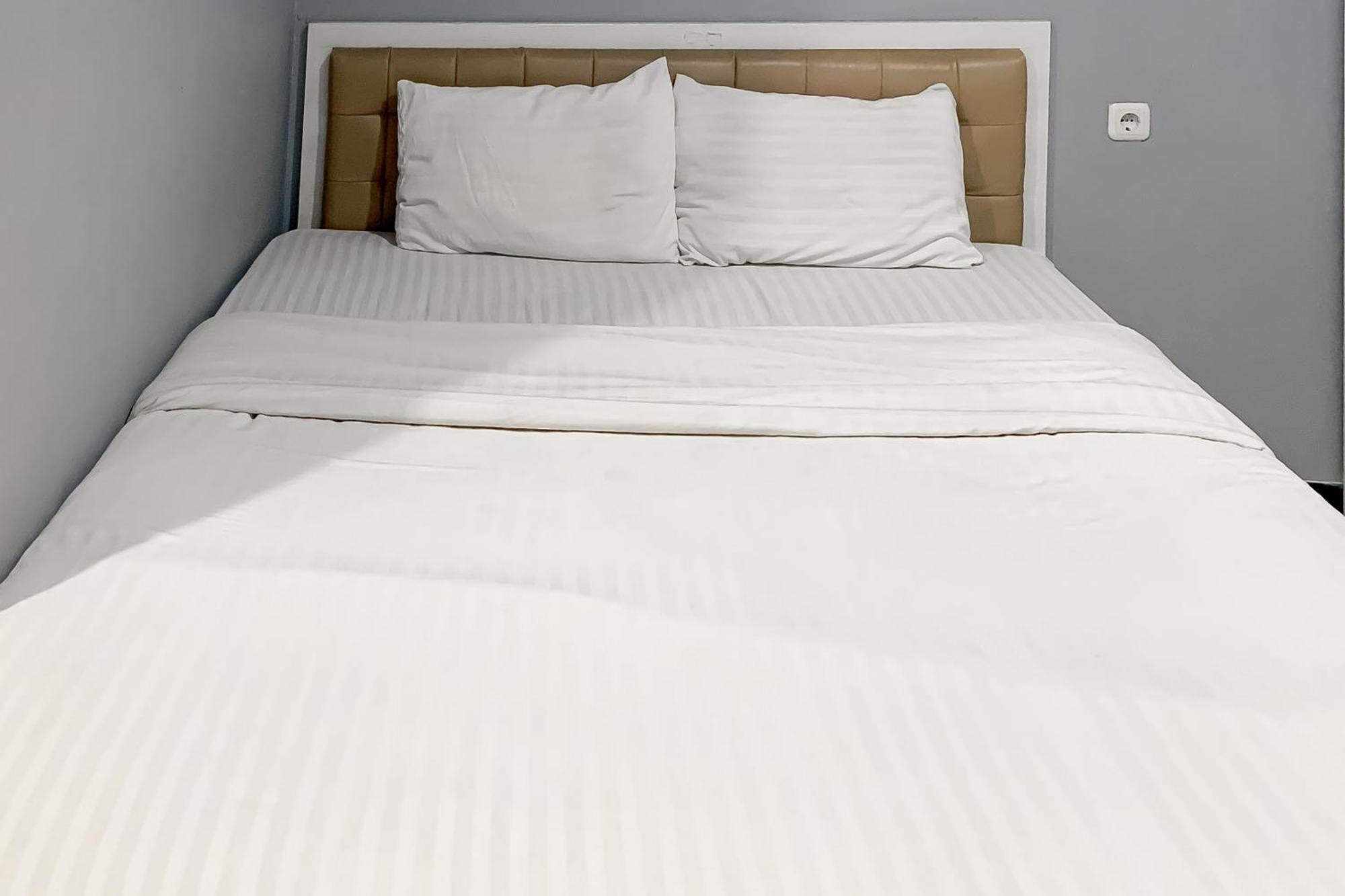 Karins Guesthouse Syariah Redpartner Bandung Ngoại thất bức ảnh
