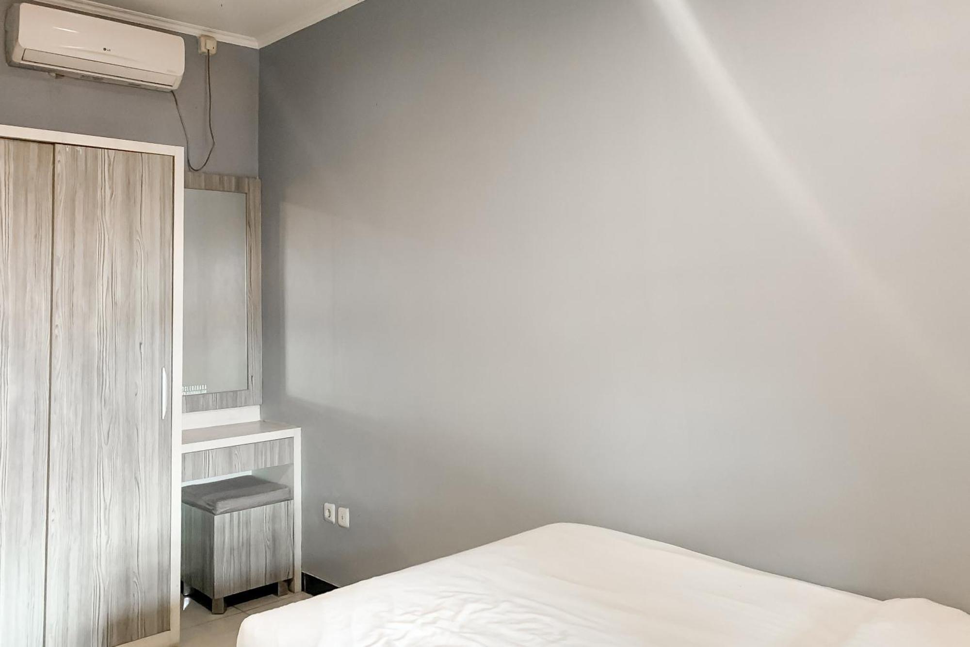Karins Guesthouse Syariah Redpartner Bandung Ngoại thất bức ảnh