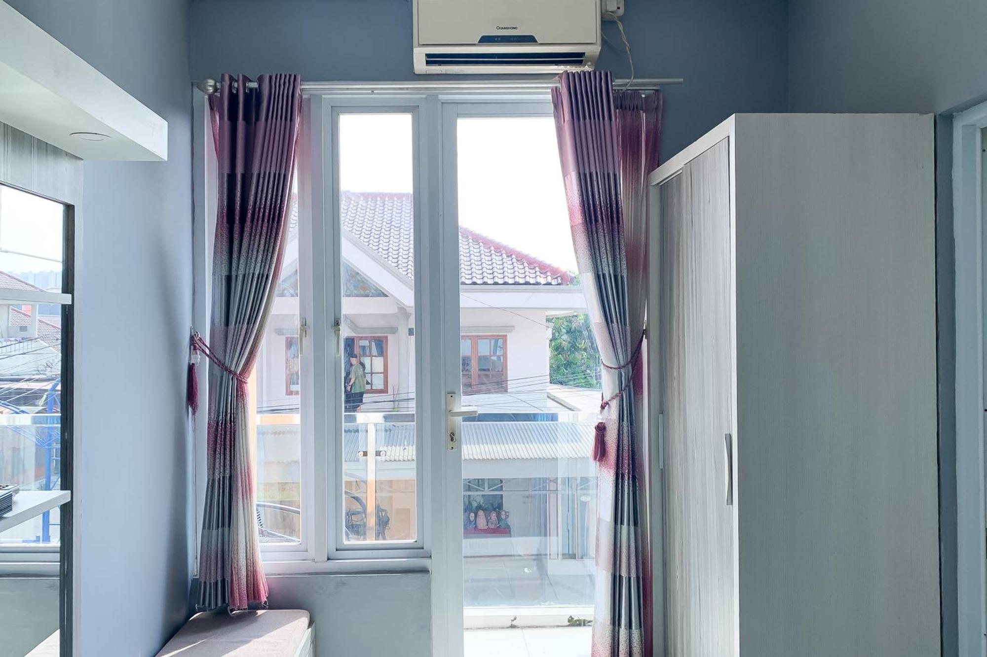 Karins Guesthouse Syariah Redpartner Bandung Ngoại thất bức ảnh